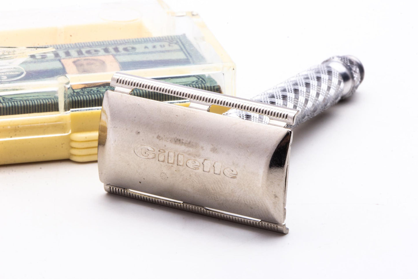 1973 T4 Gillette Ball End Tech Spiral Handle DE Safety Razor Set | Original Condition
