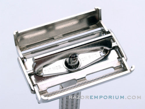 1959 E2 Gillette Flare Tip Regular Super Speed Safety Razor