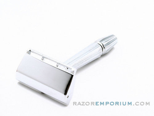 1950's Gem Micromatic "Bullet Tip" Single Edge Safety Razor w/ Box & Injector