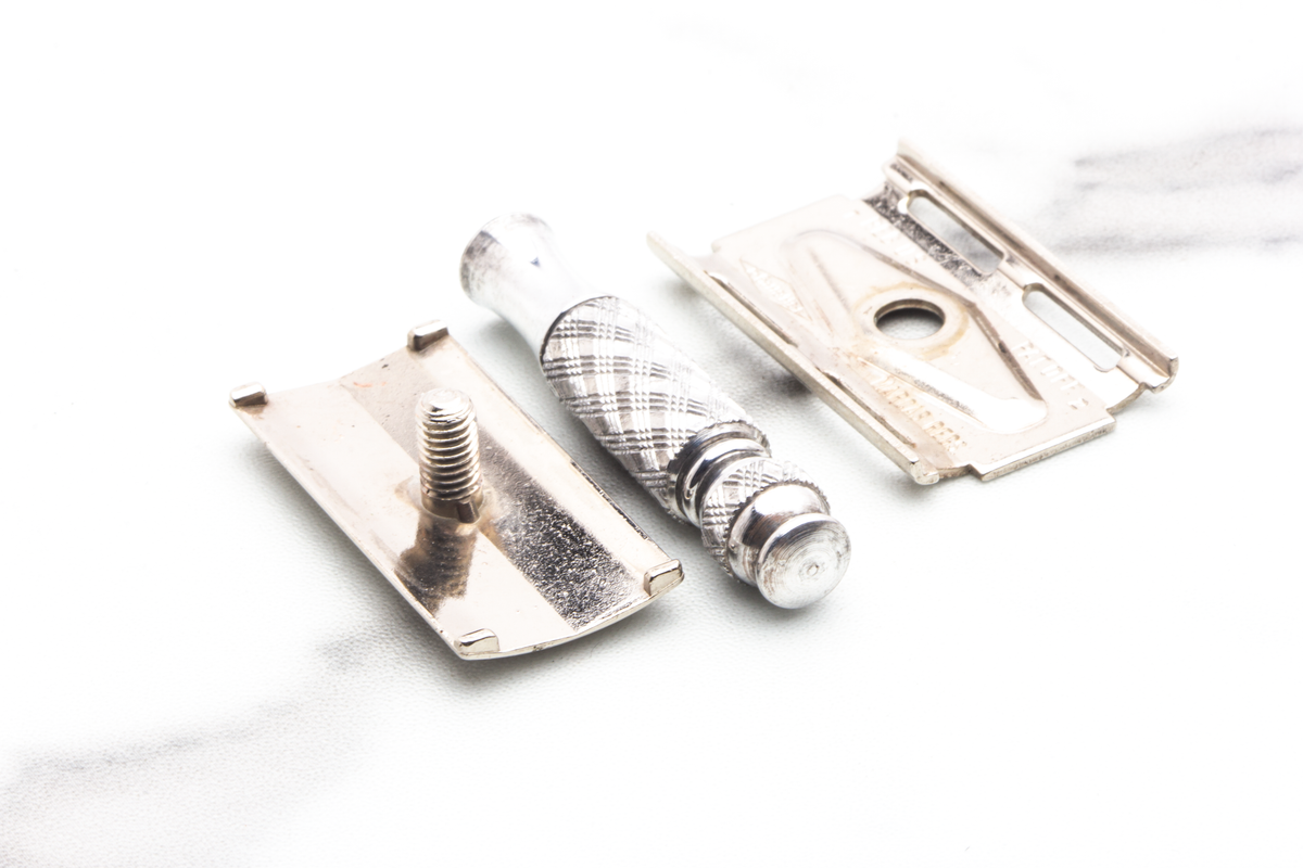 1973 T2 Gillette Spiral Ball End Tech Travel Safety Razor | Original Condition