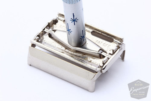 Gillette 1961 G2 Blue Star Lady Gillette Double Edge Safety Razor