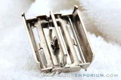 1960s Gillette Navy Slim Twist TTO Double Edge Safety Razor