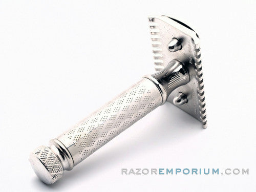 1922 Gillette New Improved Tuckaway Style Travel DE Safety Razor Set | Jacksonville, Fla.