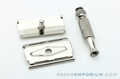 1966 Gillette Travel Safety Razor L1 with Metal Case