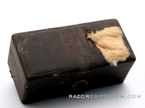 1940's Valet Auto Strop Razor Set w/ Leather Case