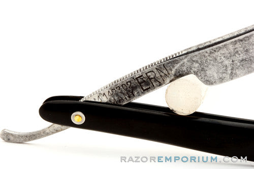 4/8" Ator ERN Straight Razor w/ Case |  Germany