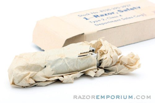 1966 Gillette NOS Ball End Tech Double Edge Safety Razor