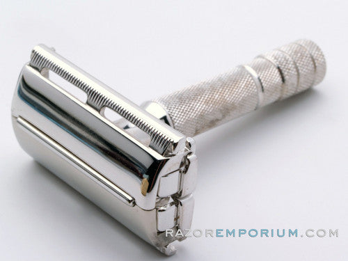 1940's Gillette Travel Super Speed Double Edge Razor w/ Case