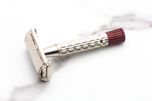 1958 D1 Gillette Heavy Red Tip Super Speed Safety Razor | Original Condition
