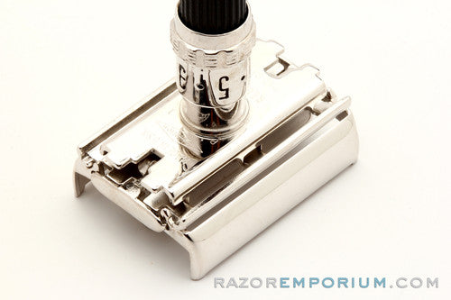 1970 P1 Gillette Short Handle Super Adjustable 84mm DE Safety Razor