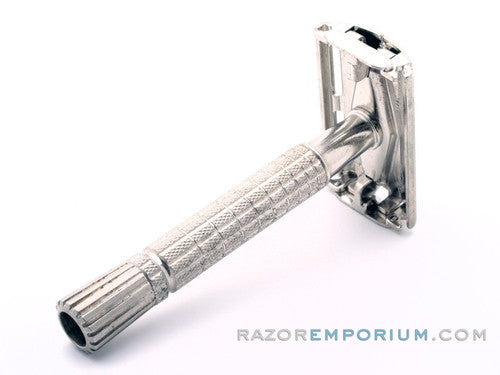 1965 K2 Flair Tip Super Speed DE Safety Razor Set Nickel w/ White Case & Blade Bank