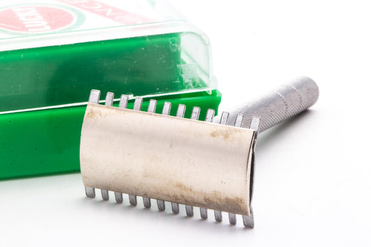 Vintage Lucky Mince Double Edge Safety Razor Set | Original Condition