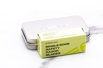Leaf | The Leaf Two Double Blade Pivoting Razor Kit - Glacier
