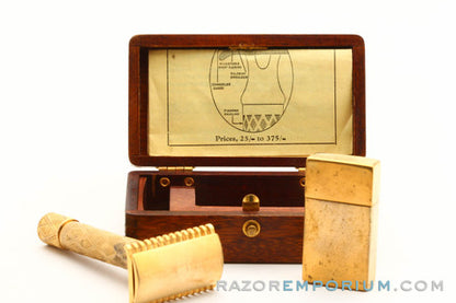 1921 Gillette Gold New Improved Richwood Safety Razor Set w/ Blade Bank and Instructions Made in England
