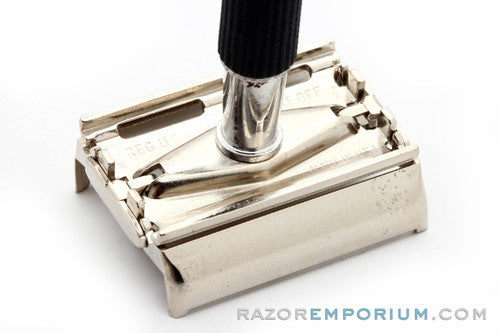1968 Gillette Black Handle Super Speed Safety Razor N2