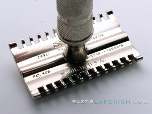 1930's Gillette NEW Long Comb Somerset Travel DE Razor Set