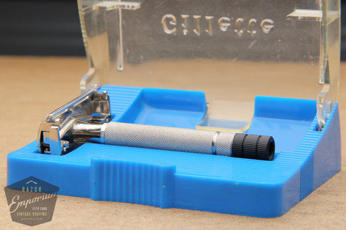 Gillette 1952 Black Tip DE Super Speed in Orig. Blue Case - X2