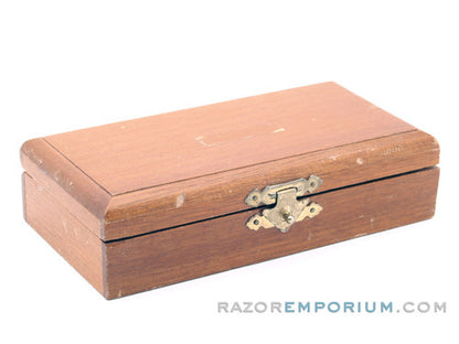 1990's Carl Michaels 14kt Gold Plated Solid Brass Razor in Reusable Gift Box w/ Travel Pouch