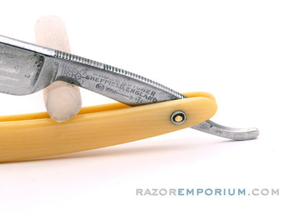 5/8" Wade & Butcher "Full Concave" Straight Razor | Sheffield, England