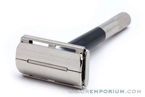 1960's Wilkinson Sword Co. "Sticky" Twist to Open Safety Razor | Excellent