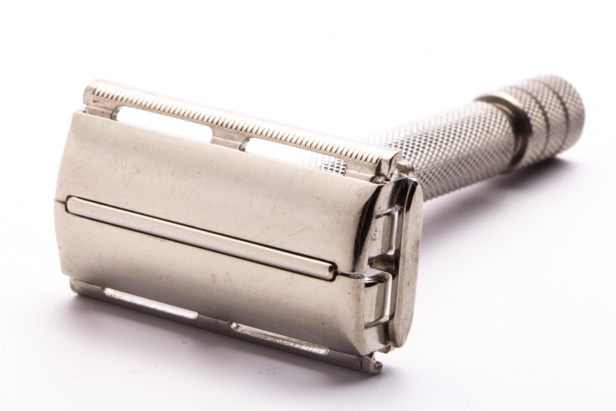 Gillette Rocket Razor 1940's Gillette British Rocket Super Speed Double Edge Safety Razor ...