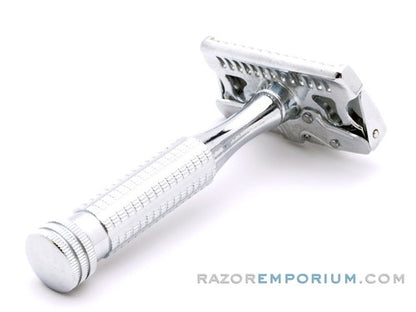 1930's Ever-Ready 1912 British Made Single Edge Safety Razor & Stropper in Cream Bakelite Snap Case