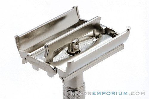 1960 Gillette Flair Tip Super Speed Safety DE Razor Factory Nickel Revamp F4