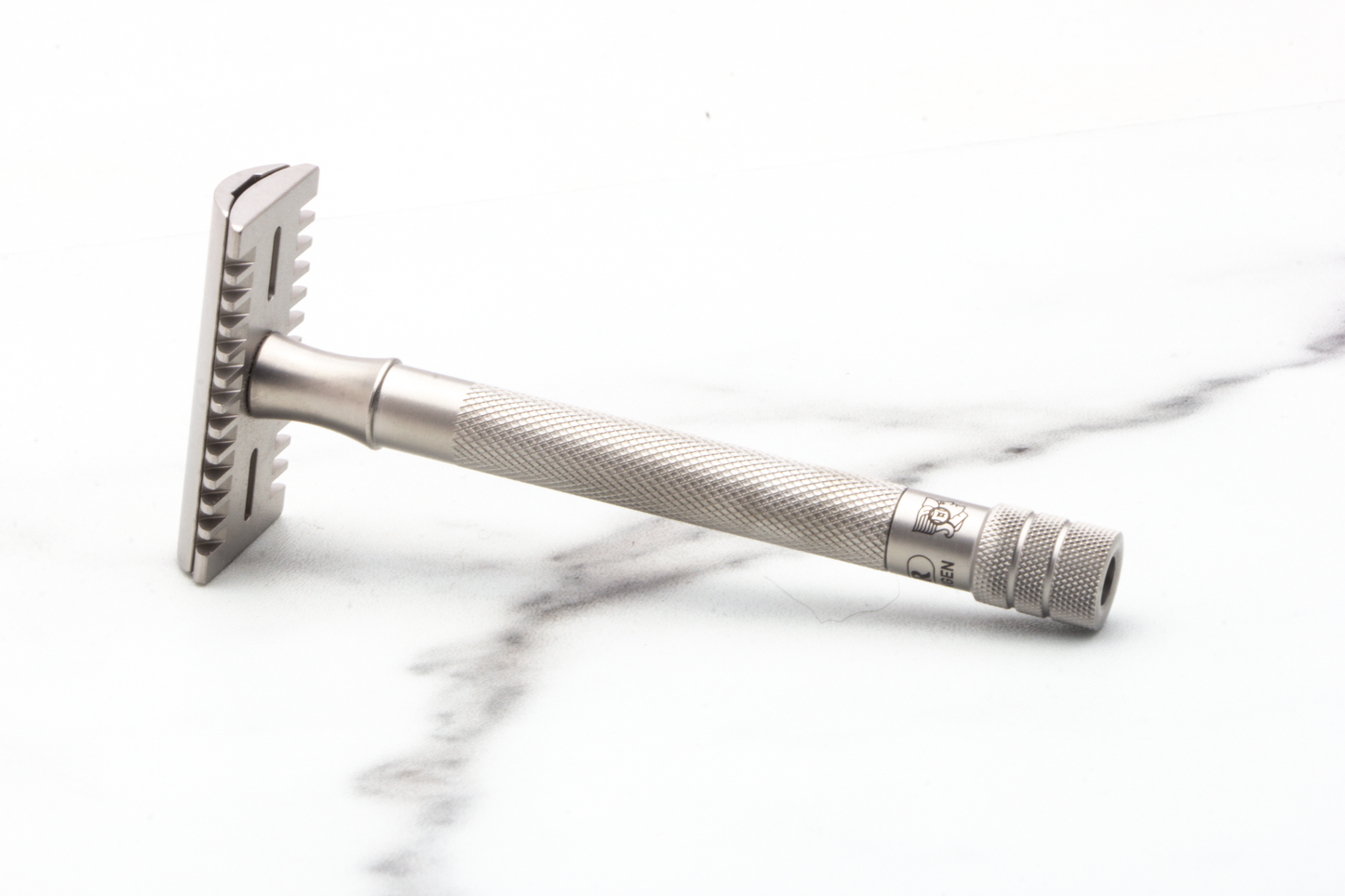 Merkur | 25 INOX Long Handle Double Edge Safety Razor