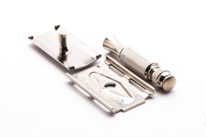 1966 L1 Gillette Travel Ball End Tech Safety Razor | Original Condition