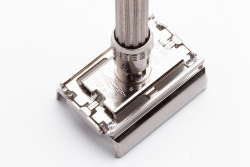 1968 Gillette Slim Adjustable Double Edge Safety Razor Set N1