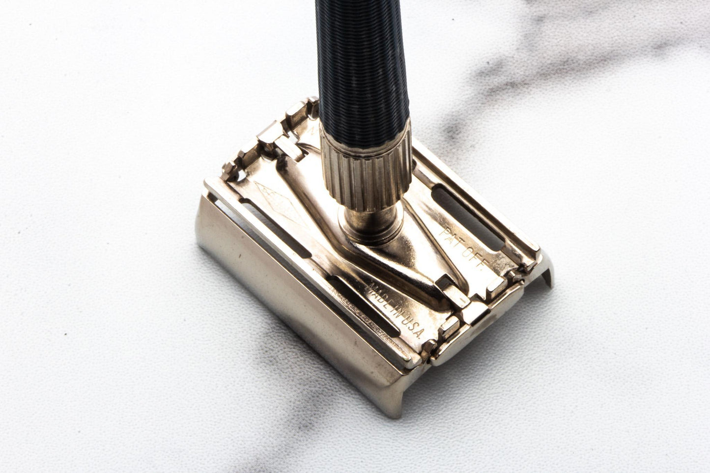 1993 N1 Gillette Knack  Double Edge Safety Razor Set | Original Condition