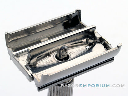 1968 N1  Gillette Knack TTO DE Safety Razor