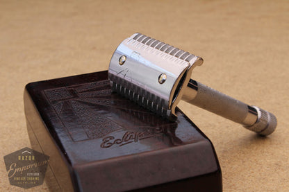 Eclipse Red Ring Double Edge Safety Razor in Case