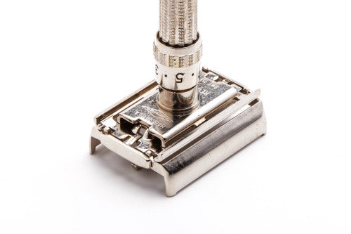 1962 H2 Gillette Slim Adjustable Double Edge Safety Razor Set with Case & Blade Bank