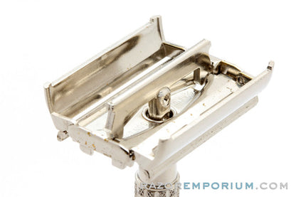 1964 Gillette Flair Tip Super Speed DE Safety Razor - J1