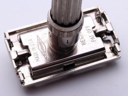 1967 M1 Gillette Slim Adjustable Safety Razor Nickel w/ Red Case & Blade Bank