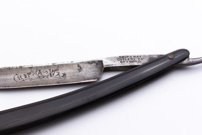 4/8" Chip A Way England Straight Razor