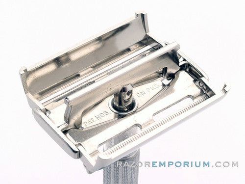 1955 A4 Gillette Blue Tip Light Super Speed Safety Razor