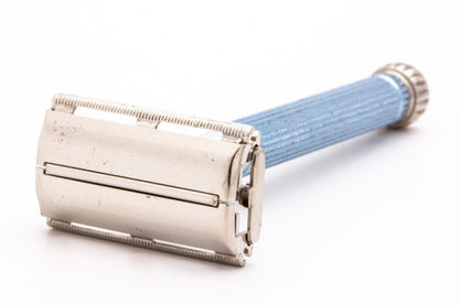 1971 R2 Gillette Blue Star Lady Gillette Double Edge Safety Razor| Original Condition