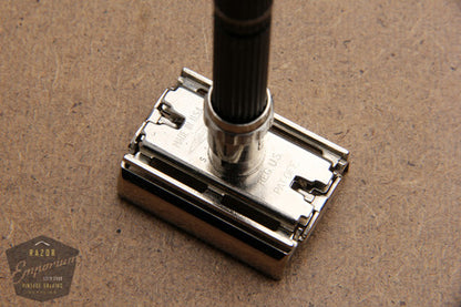 Gillette 1971 Super Adjustable / Super 84 DE Safety Razor S1 - Short Handle