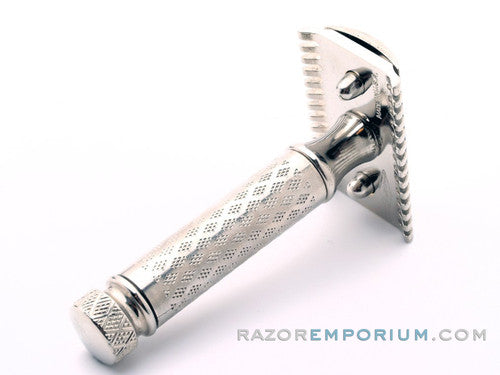 1920's Gillette New Improved Tuckaway Style Travel DE Safety Razor Set w/ Case & Blade Bank