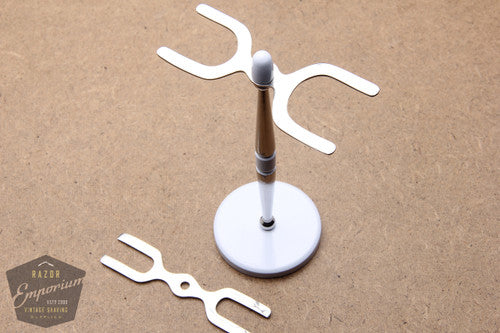 Starter Shave 4-Piece Stand White
