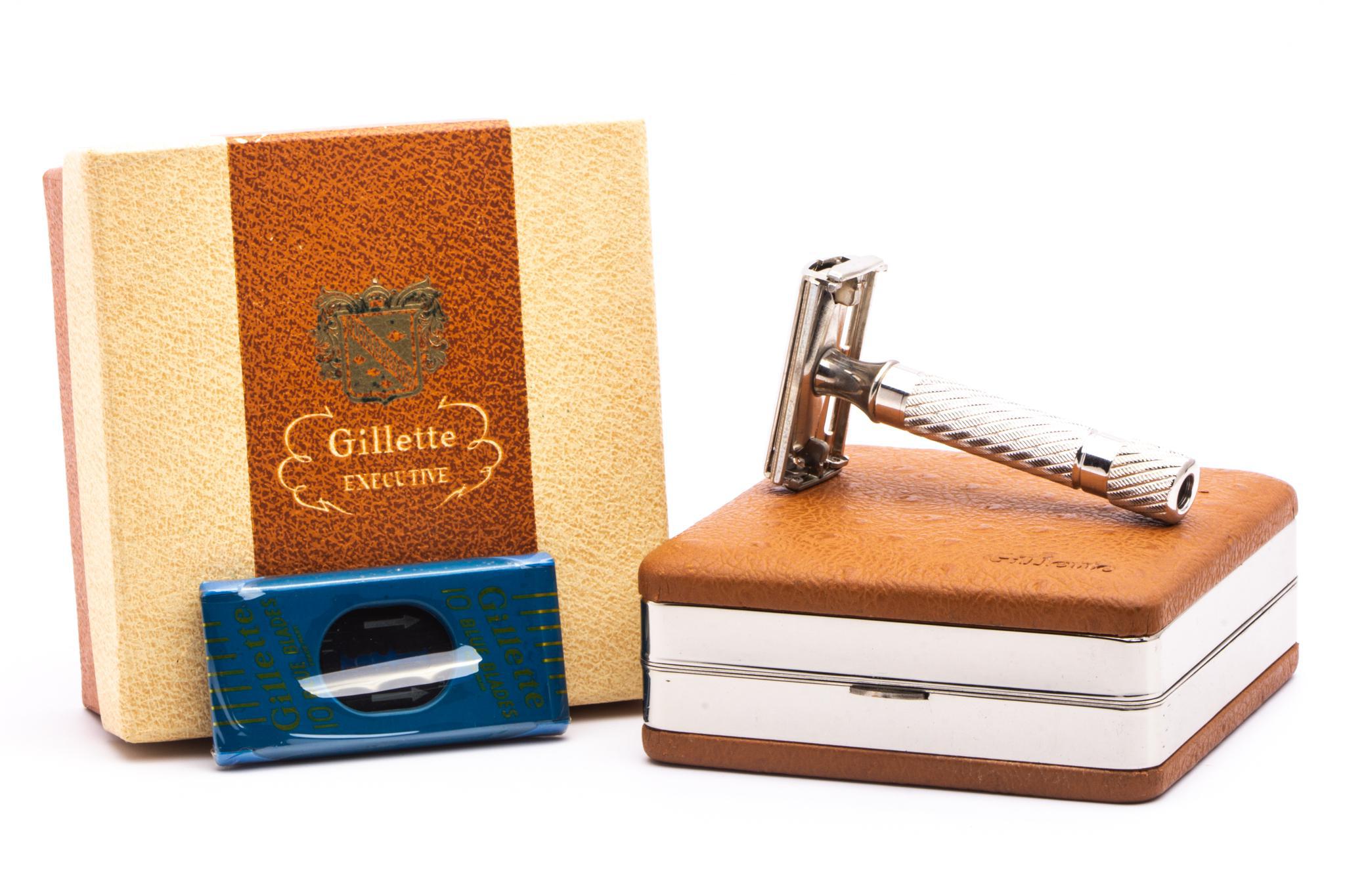 Gillette Double Razor 1948 Gillette Executive Double Edge Safety Razor Set w/ Ostrich Leathe ...
