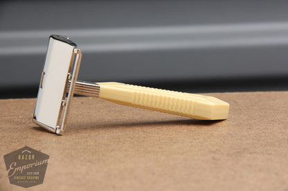 Gem 1940's G-Bar Single Edge Razor with Cream Handle - Excellent