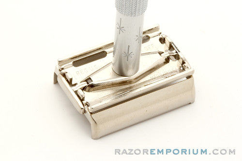 1963 I1 Gillette Blue Star Lady Safety Razor