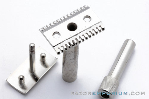 1928 Gillette New Standard Safety Razor with Case - Factory Nickel