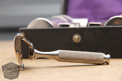 Ever-Ready 1912 Style Snap-Top Single Edge Safety Razor Set in Black Leather Box
