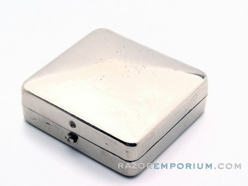 Travel Tech Safety Razor w/ Metal Case