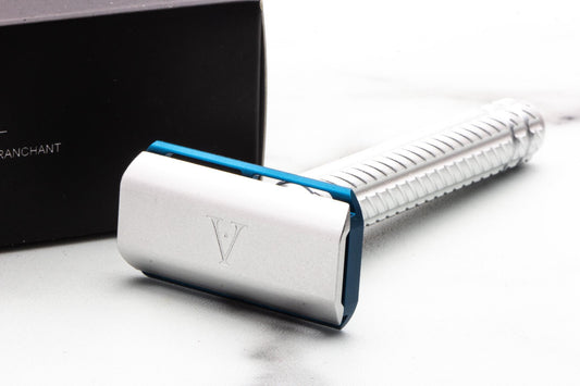 Aylsworth Razor | APEX-AL - Aircraft Silver Electric Blue - Classic V2