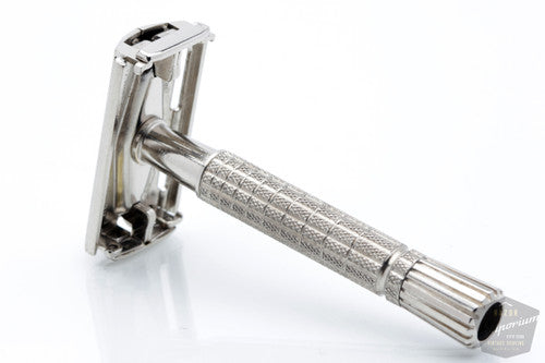 1960 Gillette F2 Flair Tip Super Speed Safety Razor